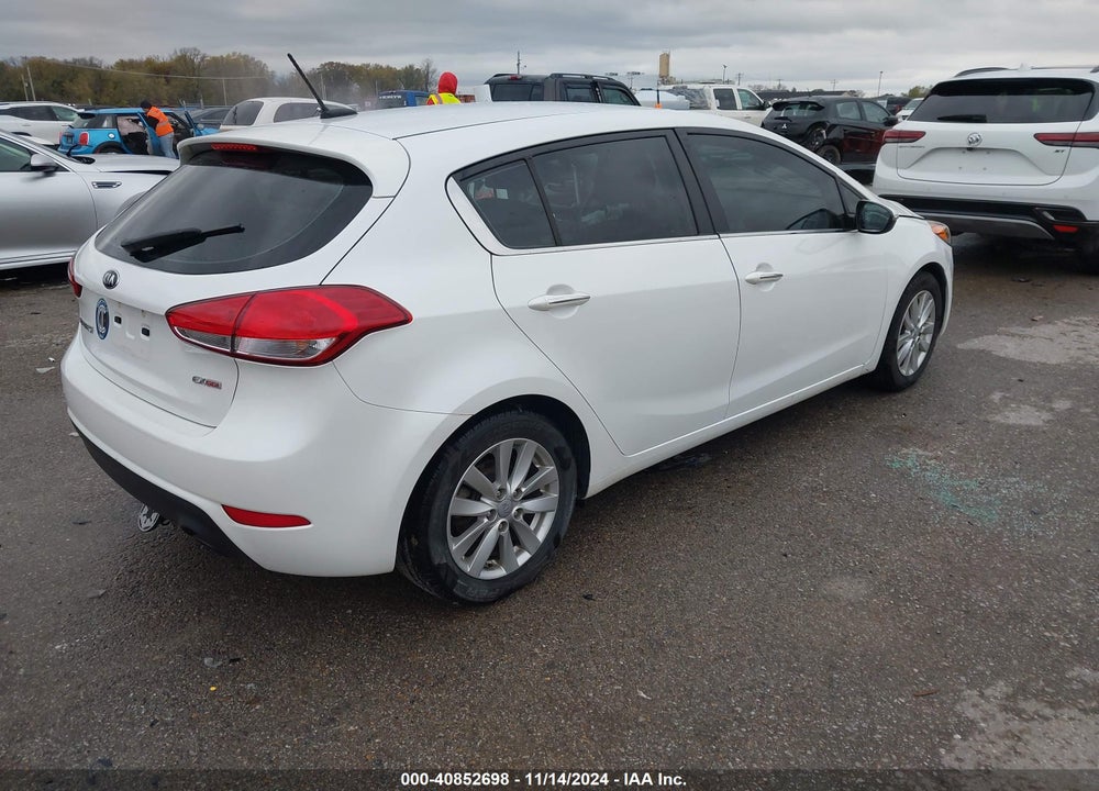 2015 KIA FORTE EX VIN: KNAFX5A82F5372343