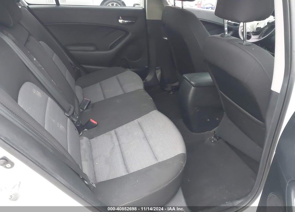 2015 KIA FORTE EX VIN: KNAFX5A82F5372343