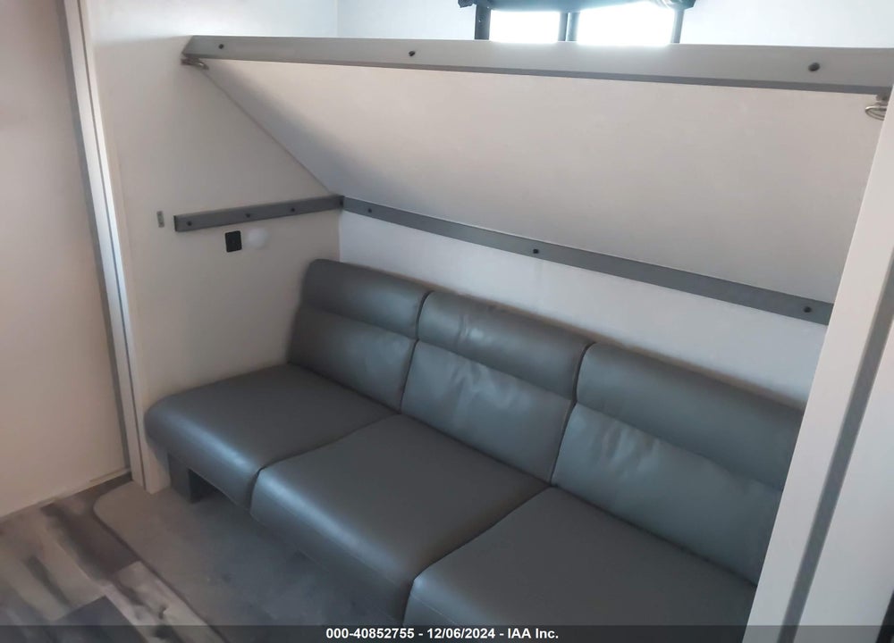2023 CAMEO VOLANTE VIN: 4YDTVLS22P6360258