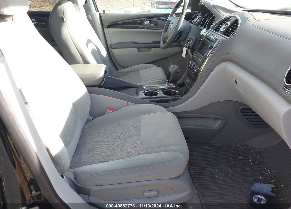 2017 BUICK ENCLAVE CONVENIENCE VIN: 5GAKRAKD5HJ260079