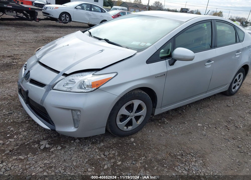 2013 TOYOTA PRIUS TWO VIN: JTDKN3DU9D1730028