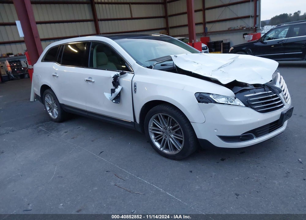 2019 LINCOLN MKT RESERVE VIN: 2LMHJ5AT7KBL03784