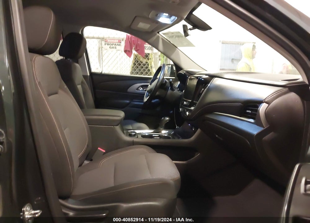 2018 CHEVROLET TRAVERSE 1LT VIN: 1GNEVGKW4JJ147376