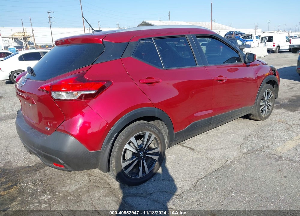 2018 NISSAN KICKS SV VIN: 3N1CP5CU8JL535699