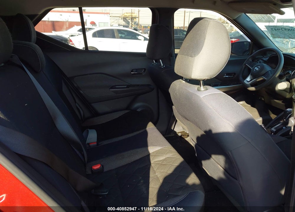 2018 NISSAN KICKS SV VIN: 3N1CP5CU8JL535699