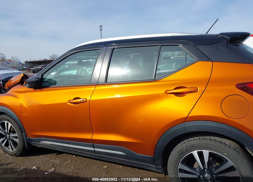 2019 NISSAN KICKS SR VIN: 3N1CP5CU7KL566881