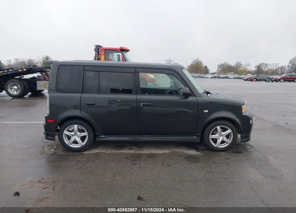 2006 SCION XB VIN: JTLKT324564084016