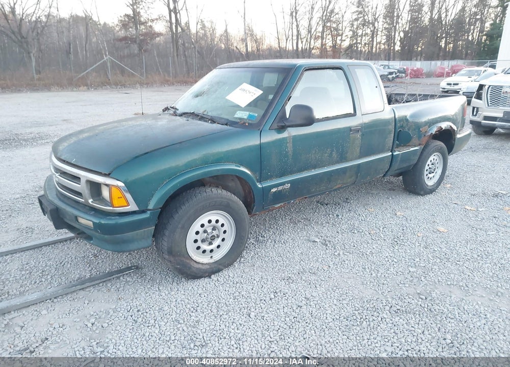 1996 CHEVROLET S TRUCK S10 VIN: 1GCDT19W6T8212784