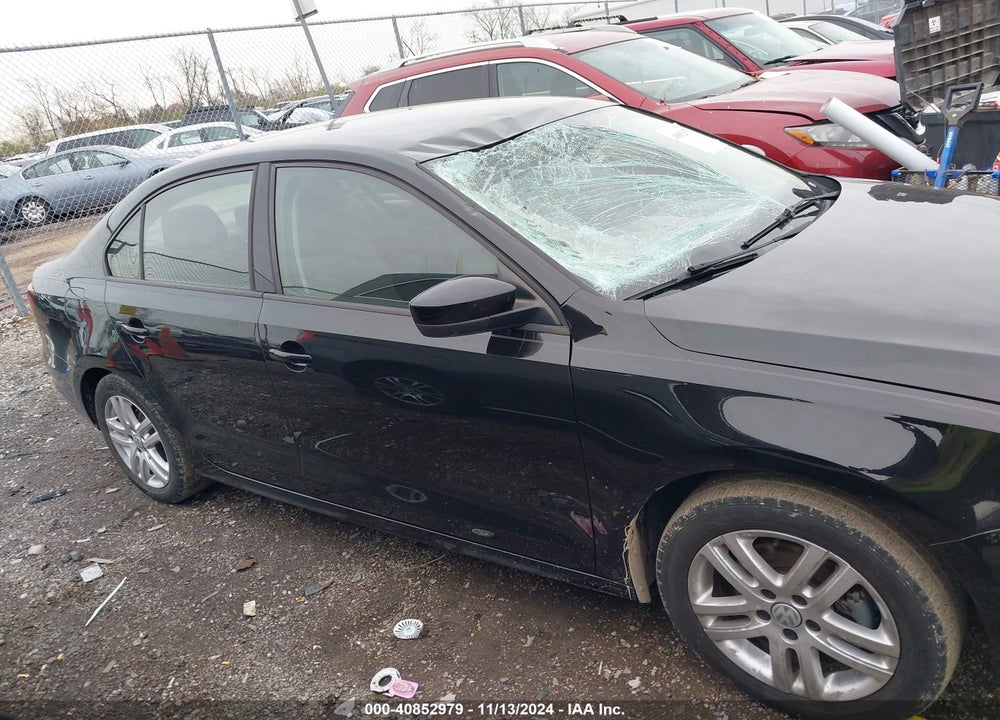2018 VOLKSWAGEN JETTA 1.4T S VIN: 3VW167AJ1JM230712