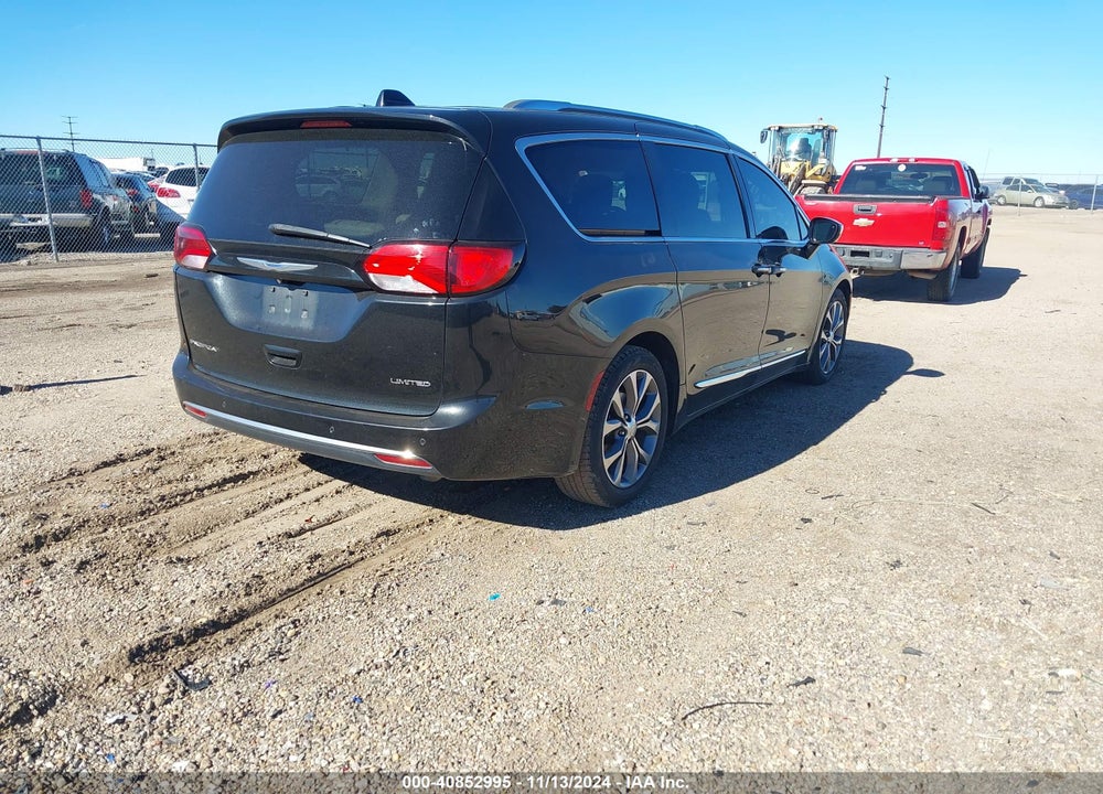 2017 CHRYSLER PACIFICA LIMITED VIN: 2C4RC1GG2HR683618