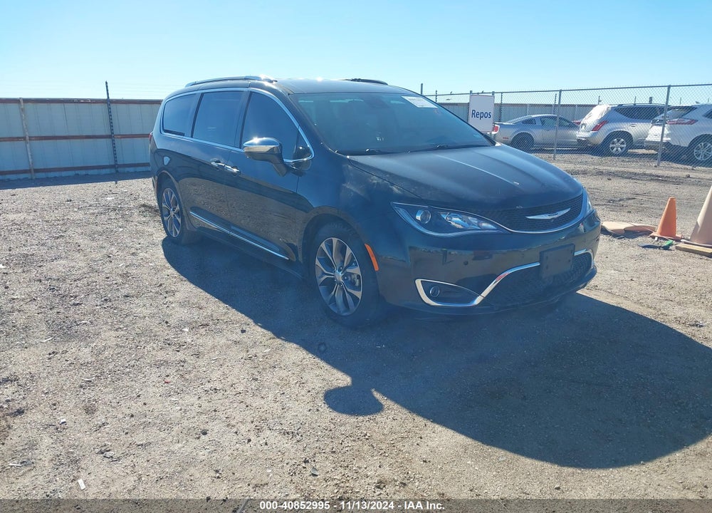 2017 CHRYSLER PACIFICA LIMITED VIN: 2C4RC1GG2HR683618