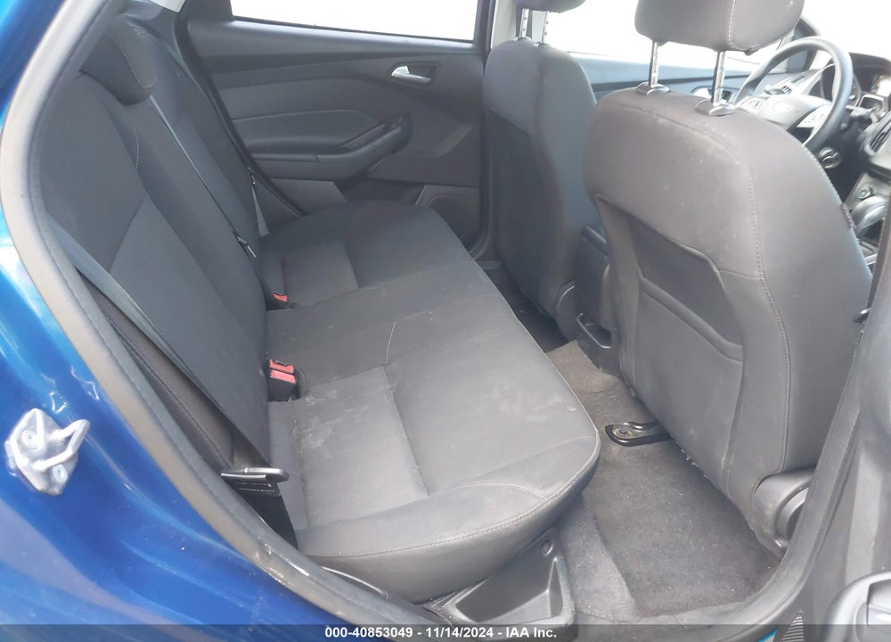 2018 FORD FOCUS SE VIN: 1FADP3F22JL272885