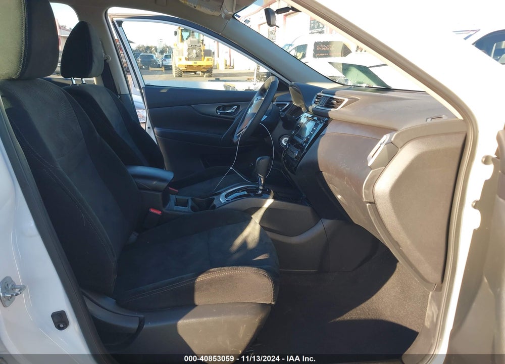 2016 NISSAN ROGUE S VIN: 5N1AT2MT1GC844855