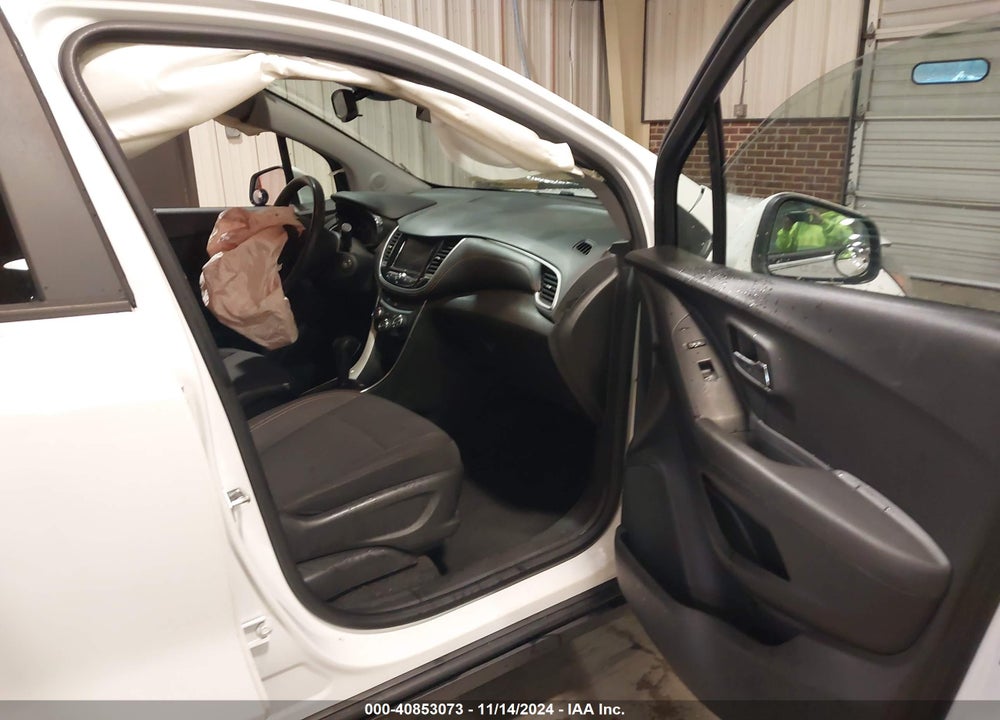 2020 CHEVROLET TRAX FWD LS VIN: KL7CJKSB3LB077200
