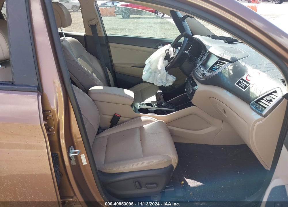 2016 HYUNDAI TUCSON LIMITED VIN: KM8J33A27GU239699