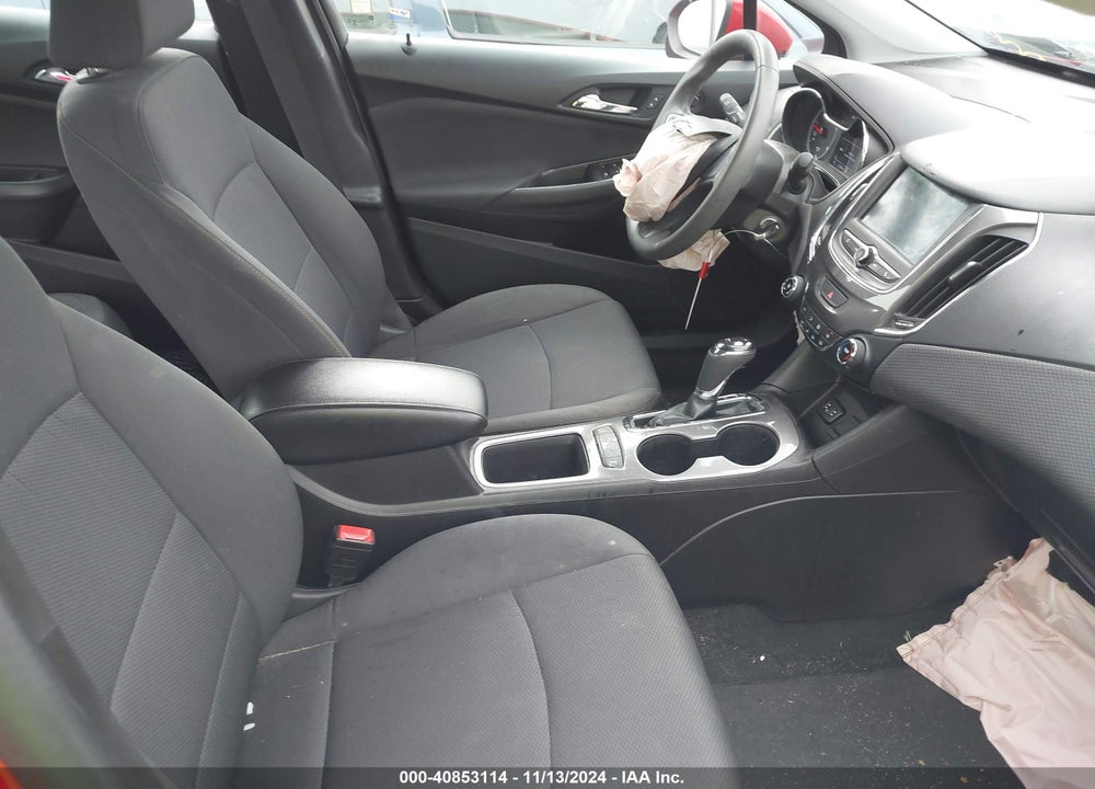 2019 CHEVROLET CRUZE VIN: 1G1BC5SM7K7142183