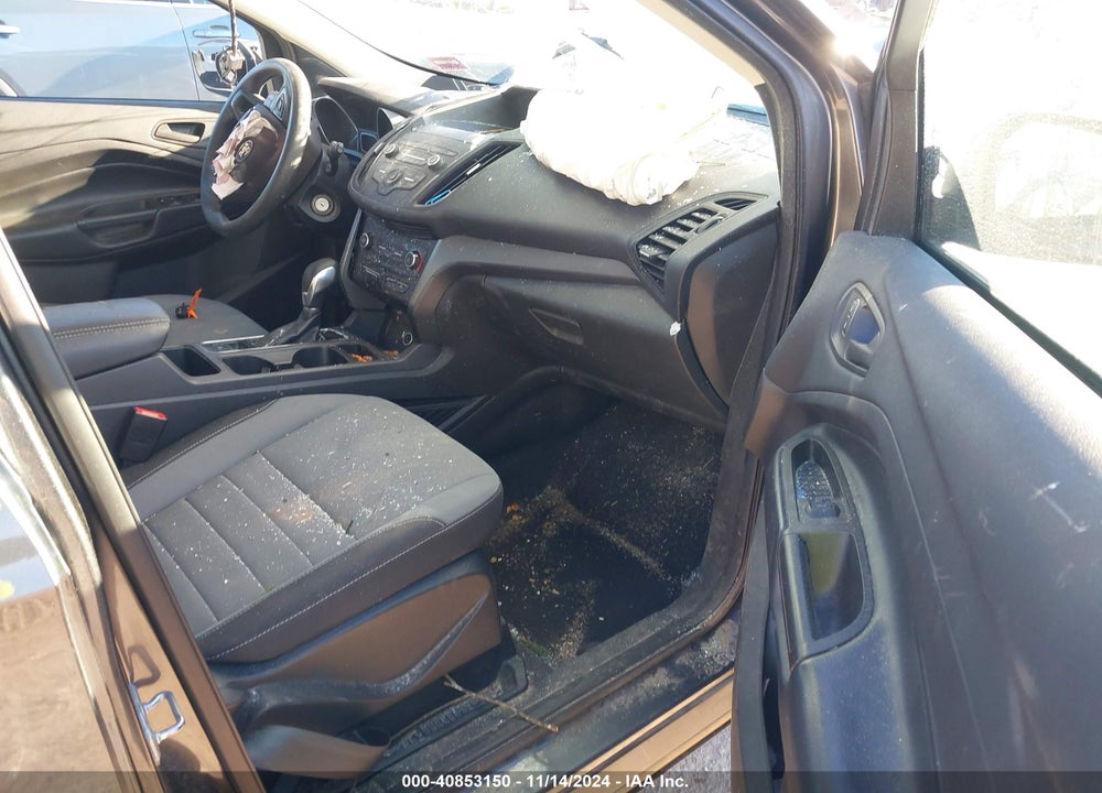 2019 FORD ESCAPE VIN: 1FMCU0F76KUA27832