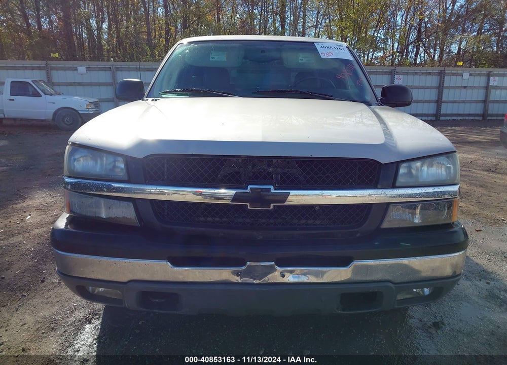 2005 CHEVROLET SILVERADO 1500 Z71 VIN: 2GCEK13T851118577