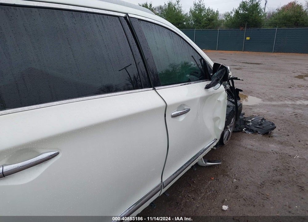 2017 INFINITI QX60 VIN: 5N1DL0MM8HC543155
