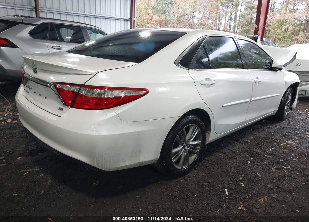 2015 TOYOTA CAMRY SE VIN: 4T1BF1FK5FU476988