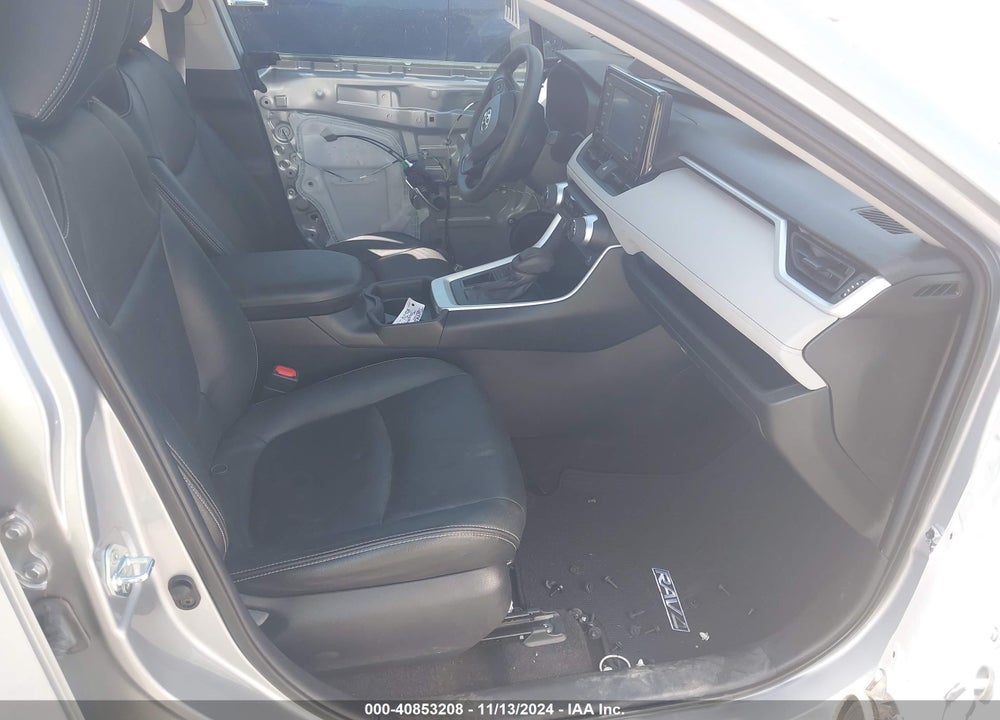 2021 TOYOTA RAV4 XLE VIN: 2T3W1RFV1MW139909