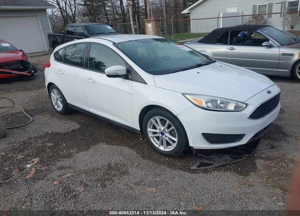 2016 FORD FOCUS SE VIN: 1FADP3K26GL358425