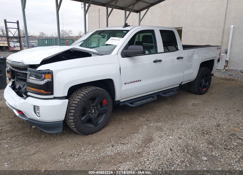 2017 CHEVROLET SILVERADO 1500 LT VIN: 1GCVKREC7HZ379433