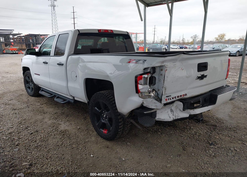 2017 CHEVROLET SILVERADO 1500 LT VIN: 1GCVKREC7HZ379433