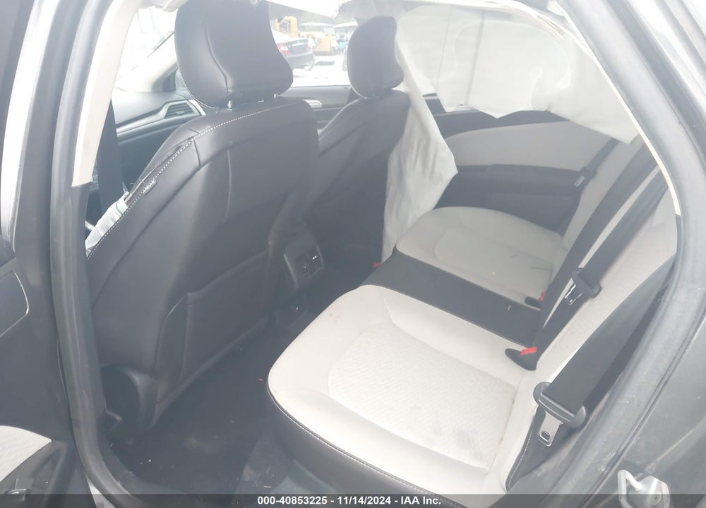 2019 FORD FUSION SE VIN: 3FA6P0HD2KR111753