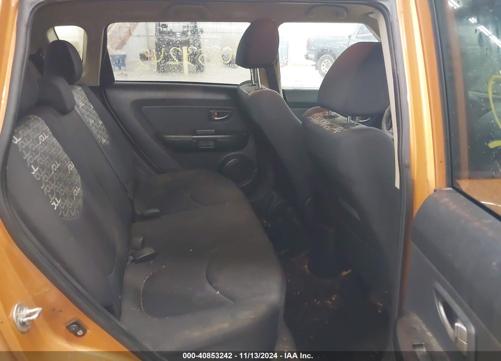 2011 KIA SOUL VIN: KNDJT2A21B7199979