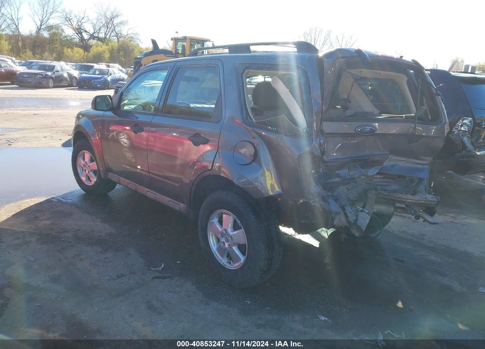 2011 FORD ESCAPE XLS VIN: 1FMCU0C76BKC65471