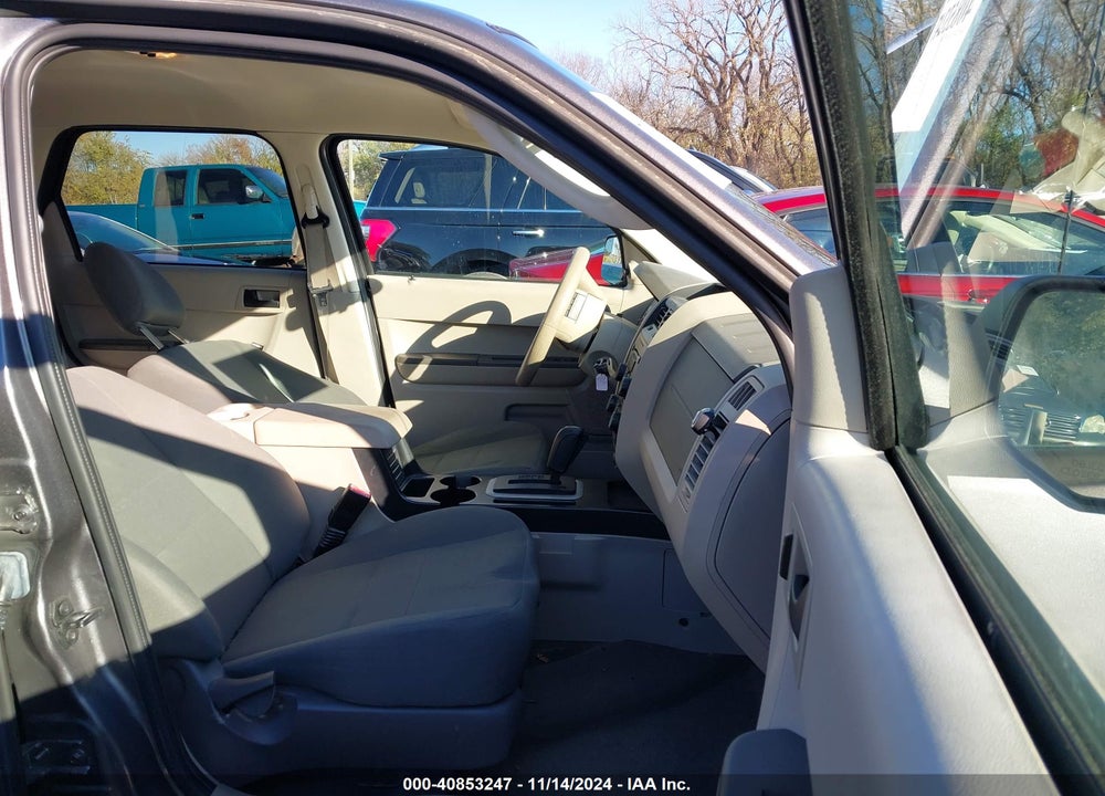 2011 FORD ESCAPE XLS VIN: 1FMCU0C76BKC65471