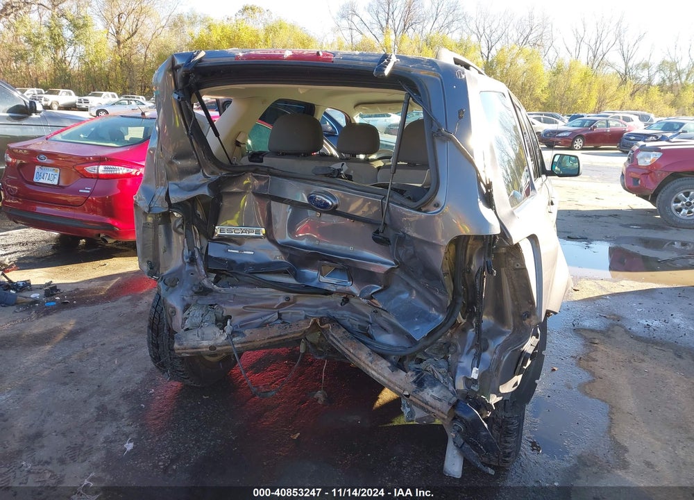 2011 FORD ESCAPE XLS VIN: 1FMCU0C76BKC65471
