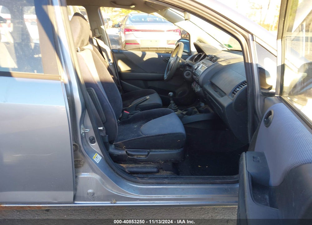 2007 HONDA FIT VIN: JHMGD37437S059036