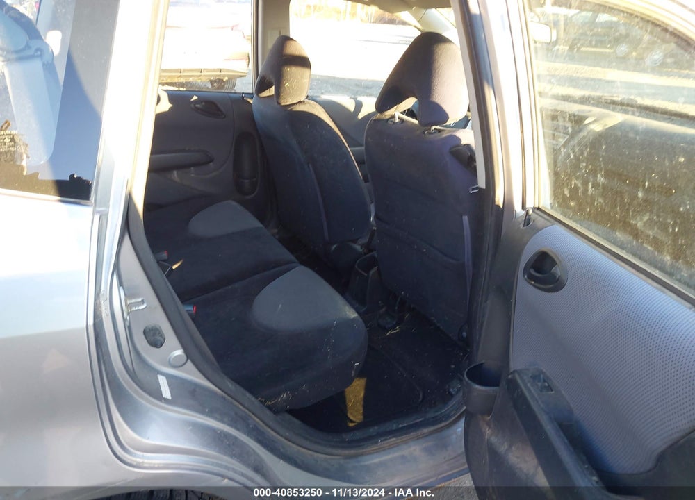 2007 HONDA FIT VIN: JHMGD37437S059036