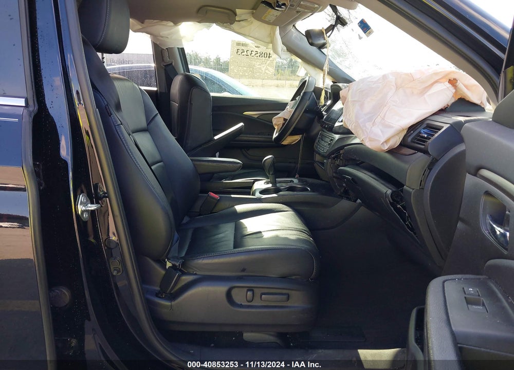 2017 HONDA PILOT EX-L VIN: 5FNYF5H52HB040804