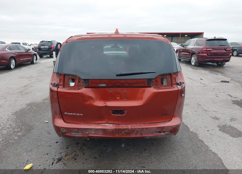 2018 CHRYSLER PACIFICA LX VIN: 2C4RC1CGXJR163582