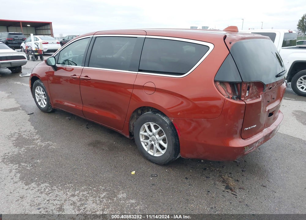 2018 CHRYSLER PACIFICA LX VIN: 2C4RC1CGXJR163582