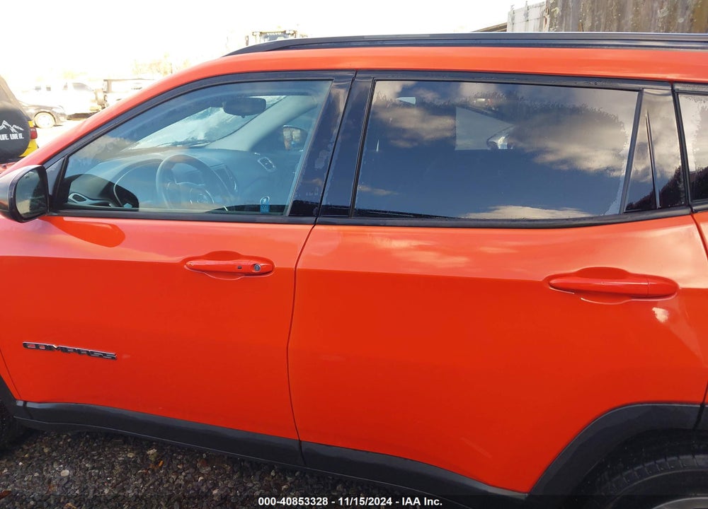 2018 JEEP COMPASS SPORT FWD VIN: 3C4NJCAB7JT286096