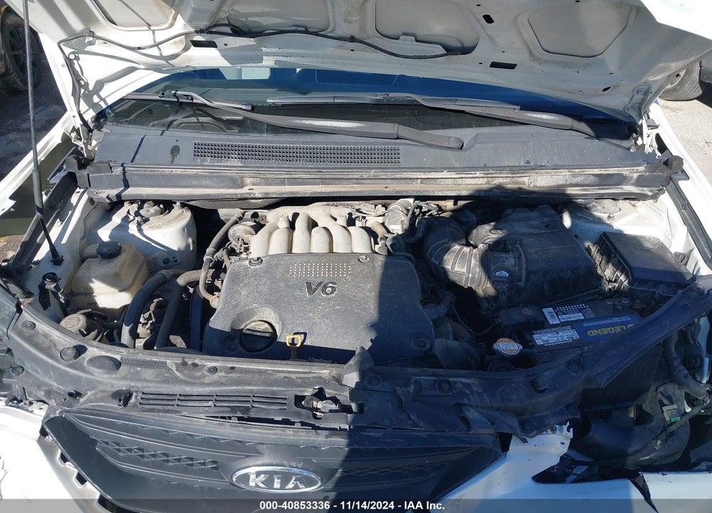 2008 KIA RONDO LX V6 VIN: KNAFG526187125884