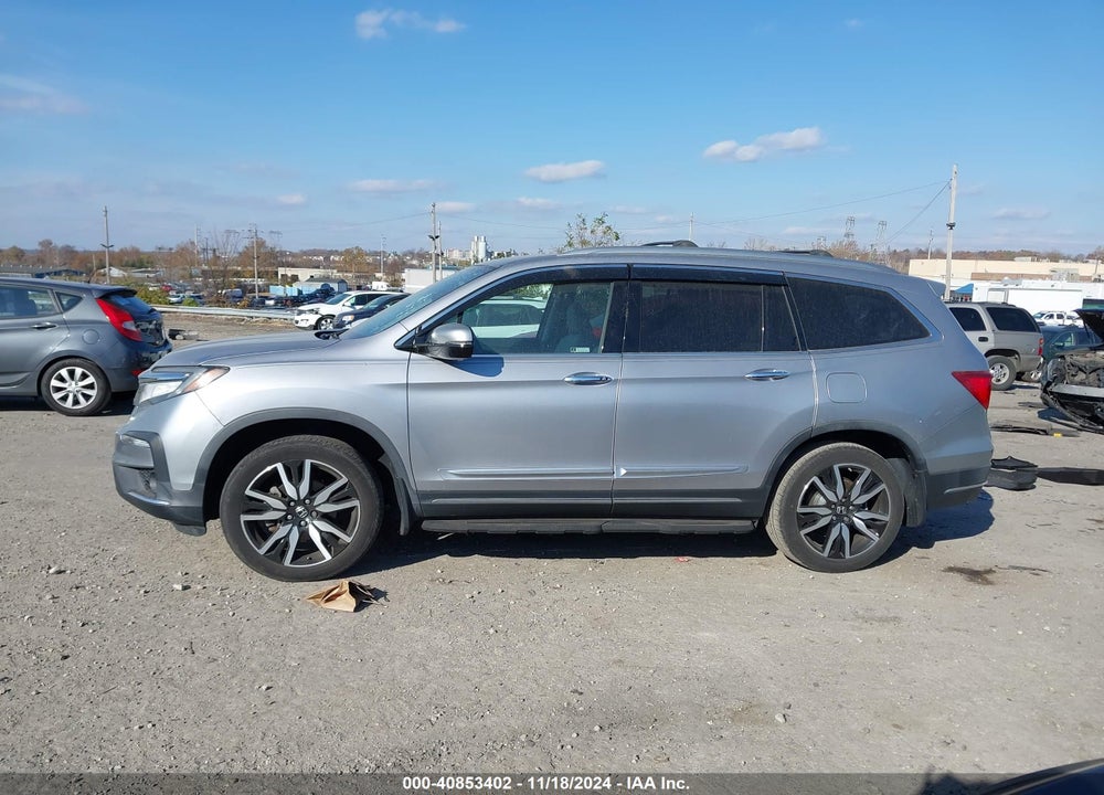 2019 HONDA PILOT TOURING VIN: 5FNYF6H9XKB008733