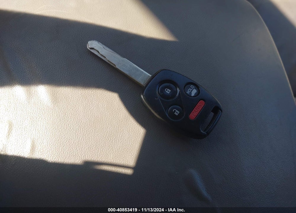 2014 HONDA PILOT TOURING VIN: 5FNYF4H95EB041938