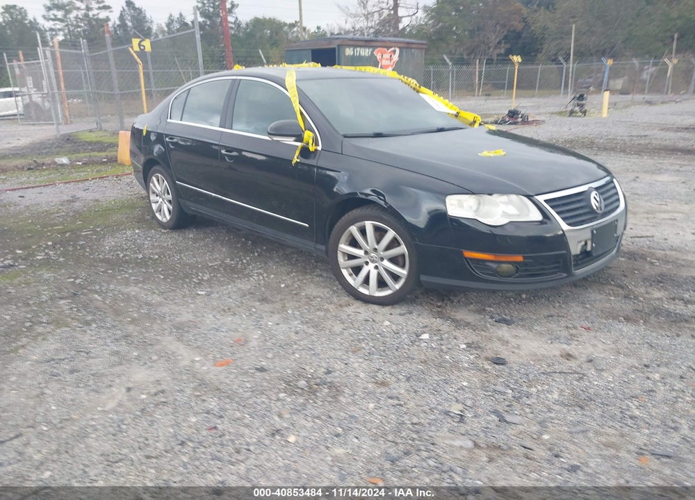 2010 VOLKSWAGEN PASSAT KOMFORT VIN: WVWJM7AN1AE096169