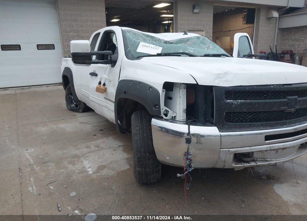2013 CHEVROLET SILVERADO 1500 LT VIN: 1GCRKSE70DZ205340