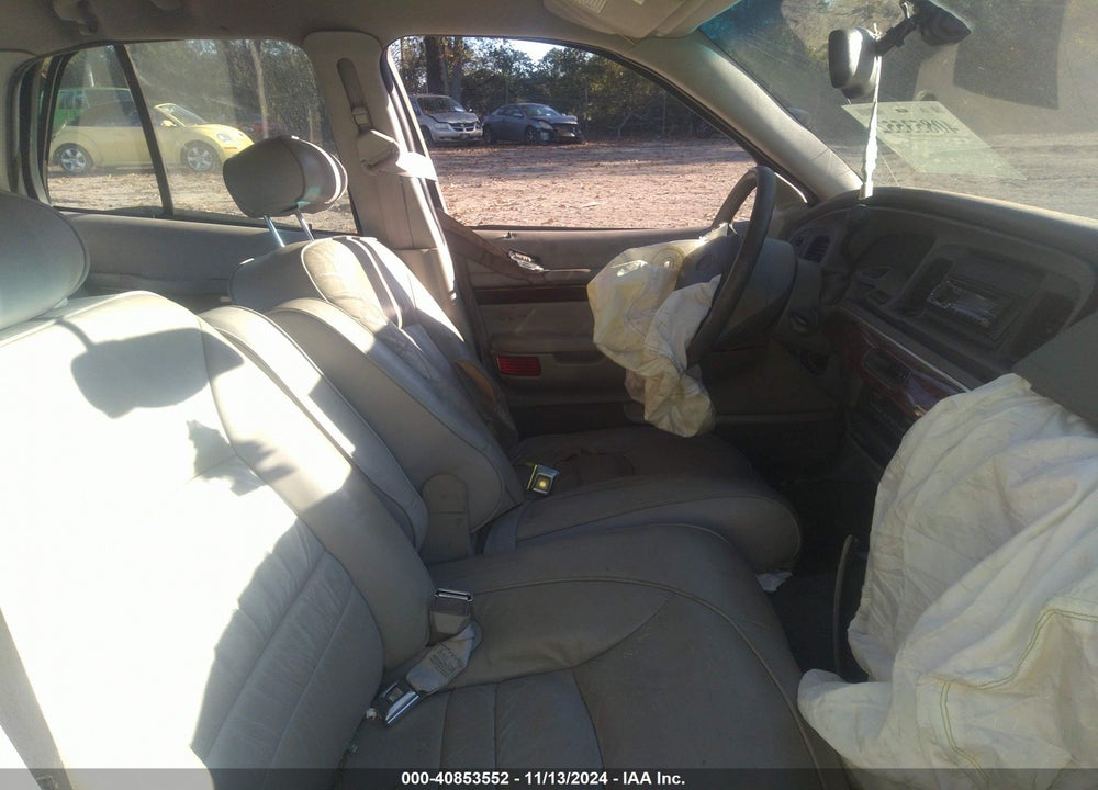 2000 MERCURY GRAND MARQUIS LS VIN: 2MEFM75W9YX743725