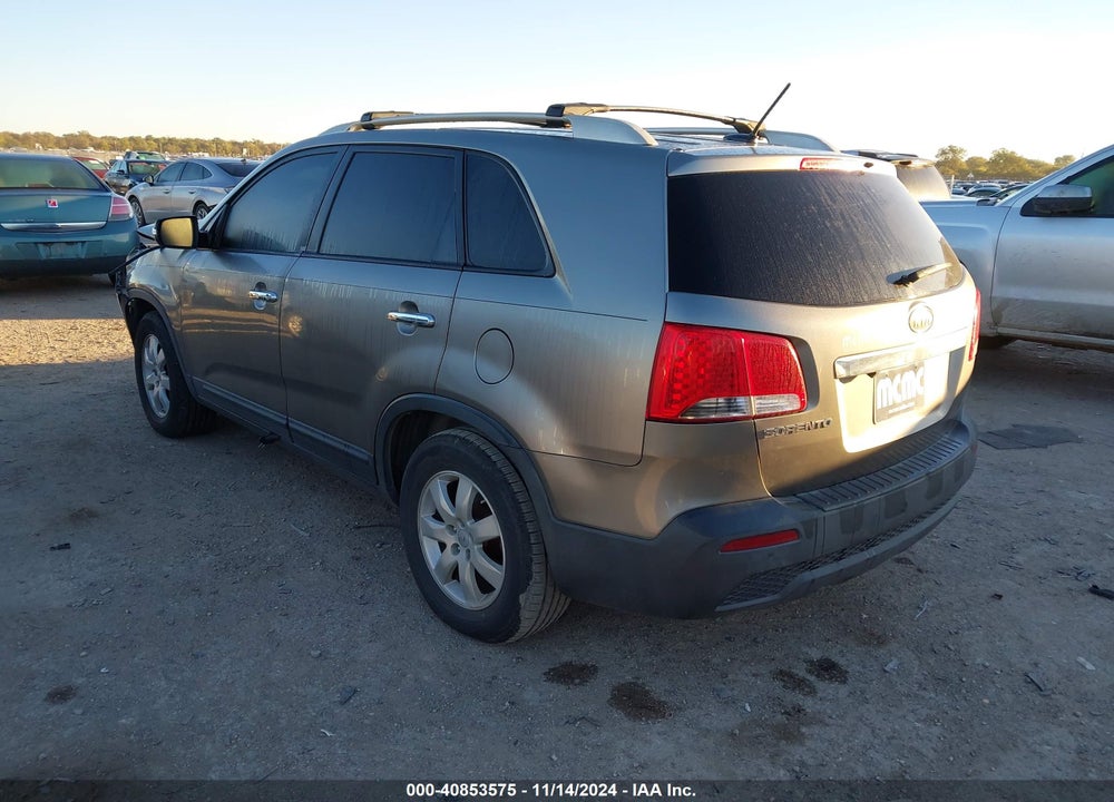 2012 KIA SORENTO LX VIN: 5XYKT3A69CG254843