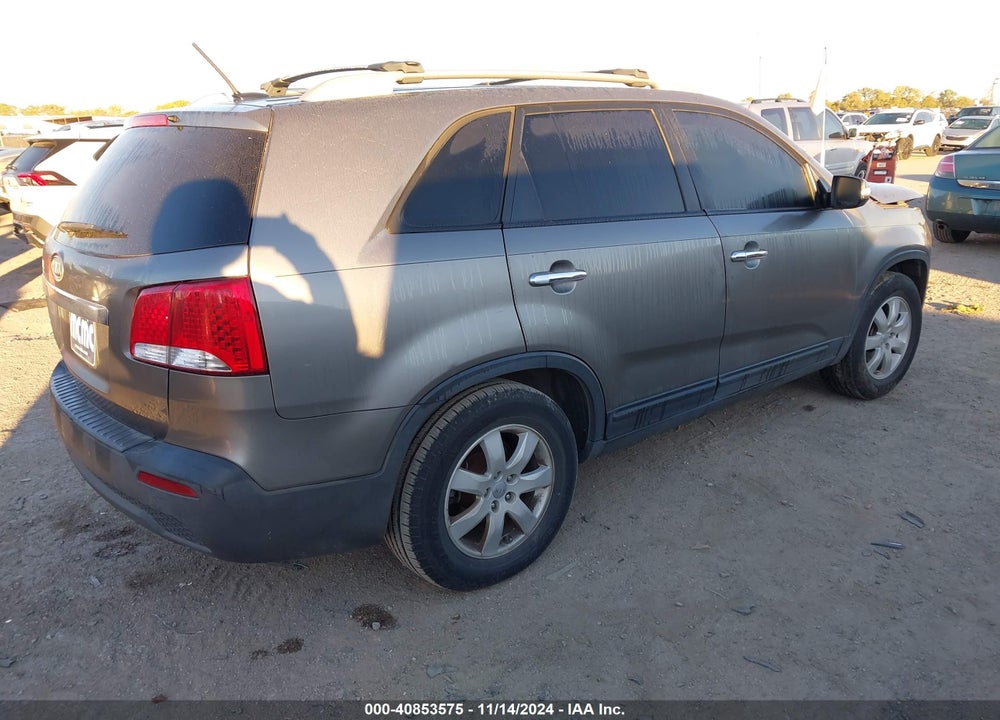 2012 KIA SORENTO LX VIN: 5XYKT3A69CG254843