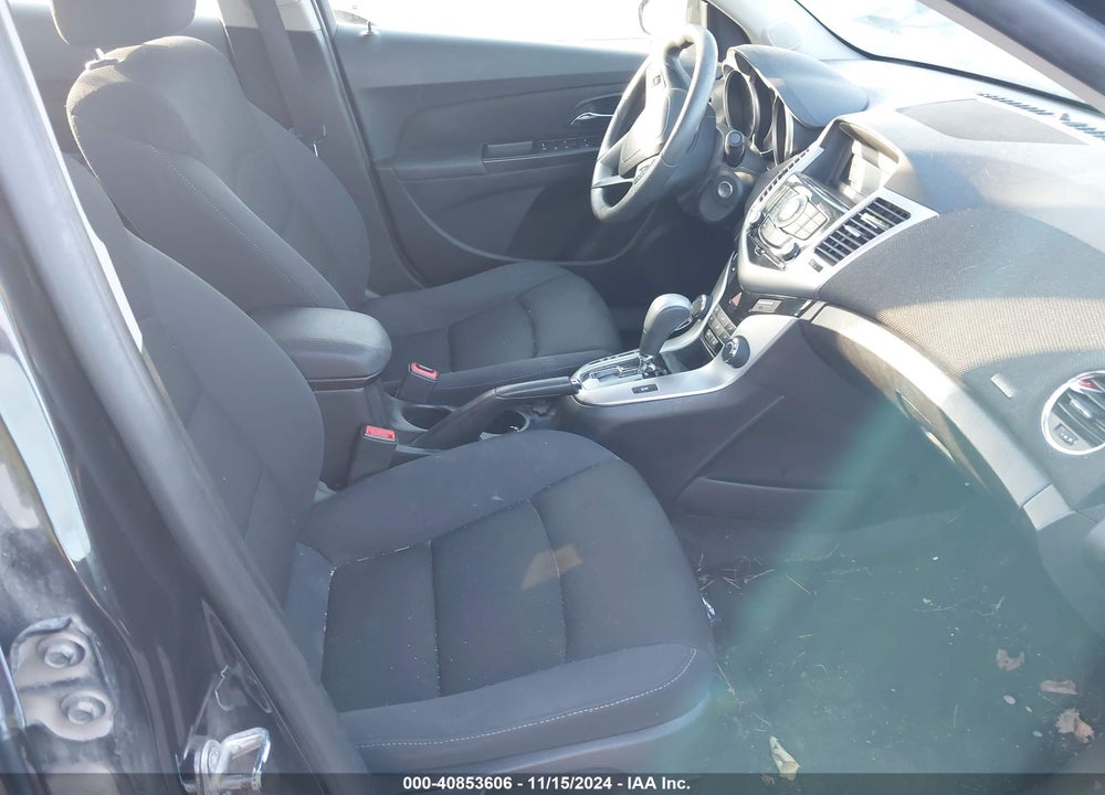 2015 CHEVROLET CRUZE 1LT AUTO VIN: 1G1PC5SB8F7266098