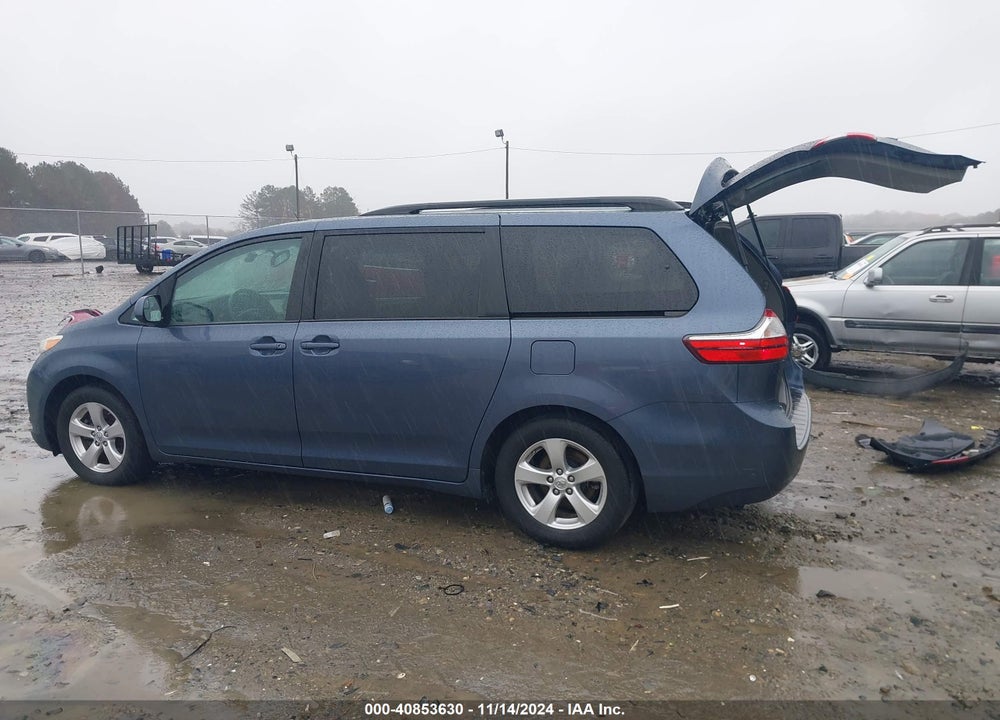 2016 TOYOTA SIENNA LE 8 PASSENGER VIN: 5TDKK3DC2GS724661