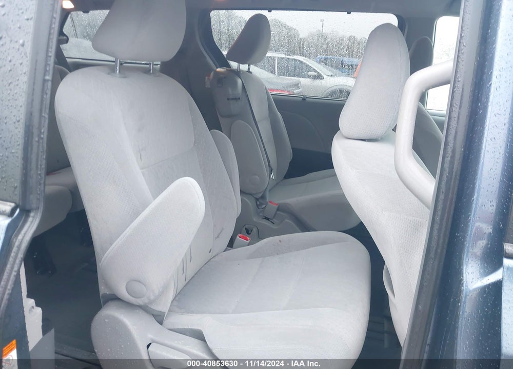 2016 TOYOTA SIENNA LE 8 PASSENGER VIN: 5TDKK3DC2GS724661